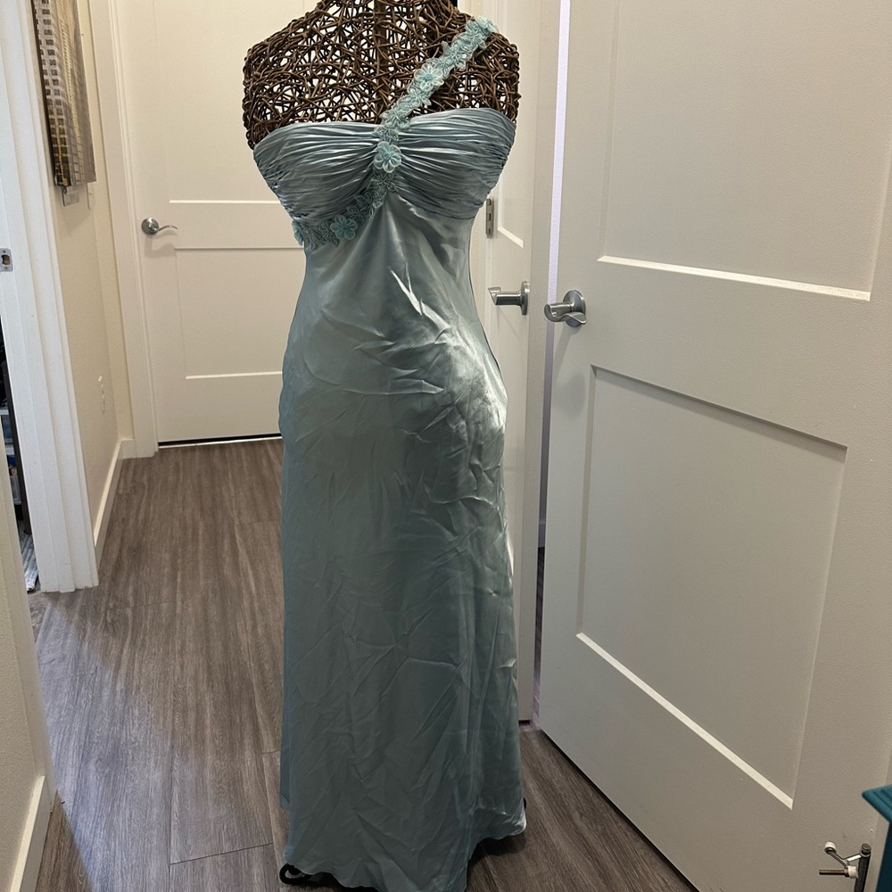 Homecoming prom dress size 5/6 morgan4ever aqua teal turquoise satin small